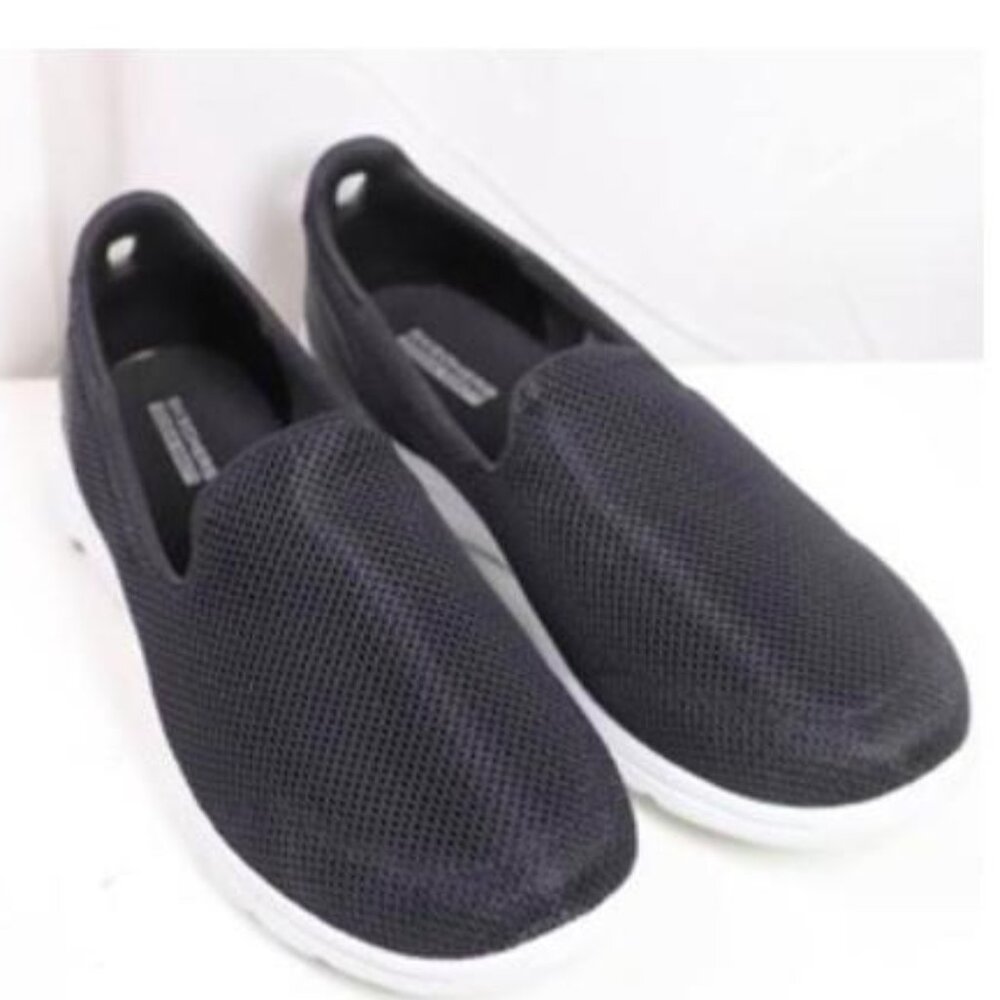 NEW Skechers Go Walk Comfort Slip-On Shoes sz 10 black